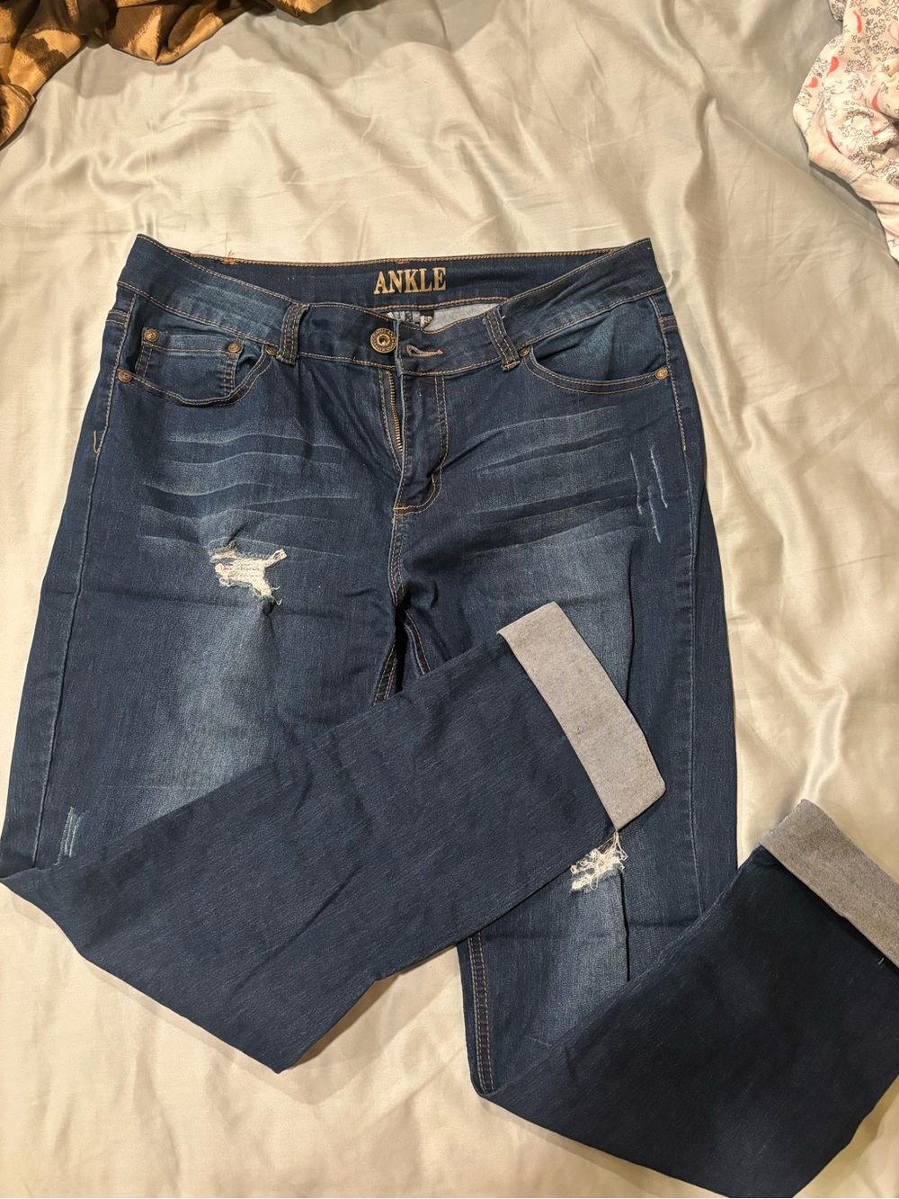Women's Dark Blue Distressed Cuffed Stretch Jeans